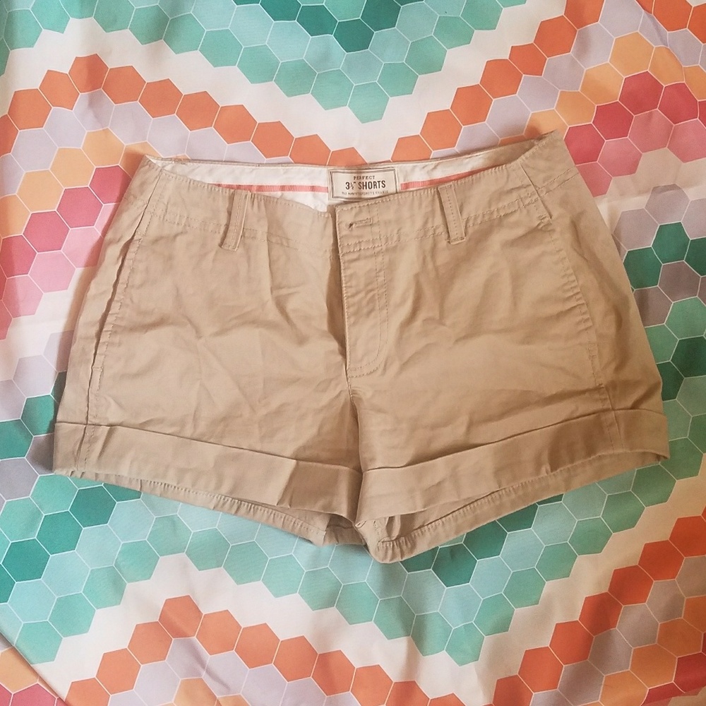 Old Navy Kakhi Short